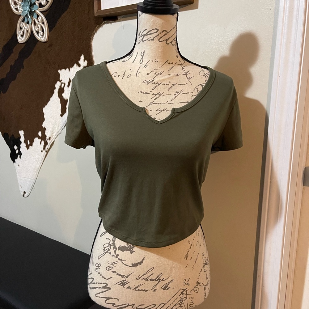 Banana Republic Olive Women's Crop Top